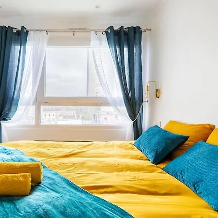 Cosy Haussmanian דירה פריז