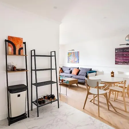 Apartment Cosy Haussmanian *